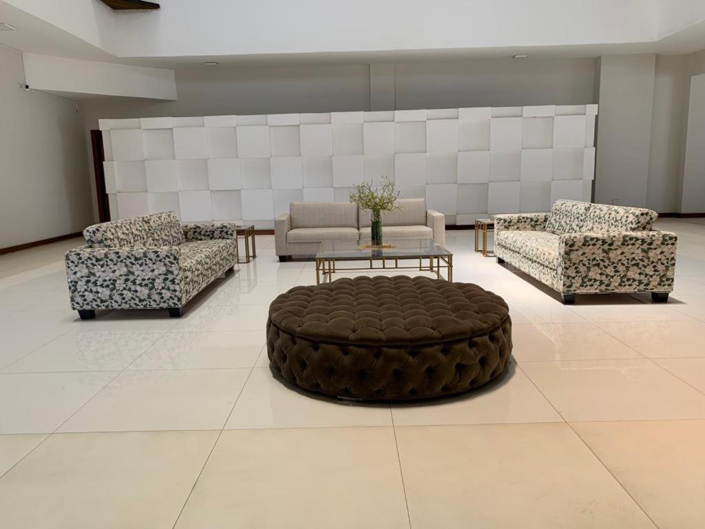 Confortavel, Regiao Do Iguatemi